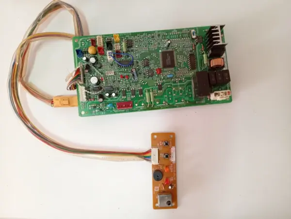Placa Electrónica de Aire Acondicionado MITSUBISHI ELECTRIC ELECTRIC BG00V655B/BC76T050G01