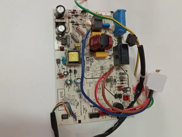 Placa Electrónica de Aire Acondicionado Placas por código CQC14134104969/1550982B