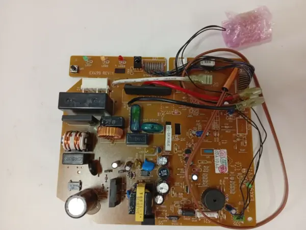 Placa Electrónica de Aire Acondicionado DAIKIN 1275092/EX499 REV:1/3FB04145-10H/2Y01Y02