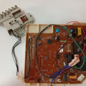 Placa Electrónica de Aire Acondicionado MITSUBISHI ELECTRIC DE00N299/83-1752