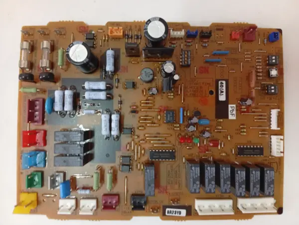 Placa Electrónica de Aire Acondicionado DAIKIN 690122P/PCB EC0040(A)/9A23YD