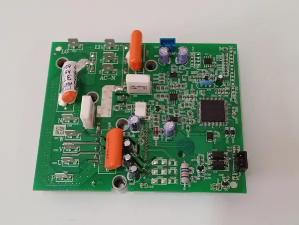 Placa Electrónica Aire Acondicionado V98472 20220813/377C A87C/V12636/CQC13134092543