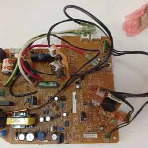 Placa Electrónica Aire Acondicionado 1386839/P.C.B. CONTROL FTXS/FTKS60B/3FB04357-8P/6Y12Y13