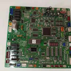 Placa Electrónica Aire Acondicionado MAIN BOARD DMC12001M/W124139G05/151027 AC/Y-400YMFC/WF30766/X03
